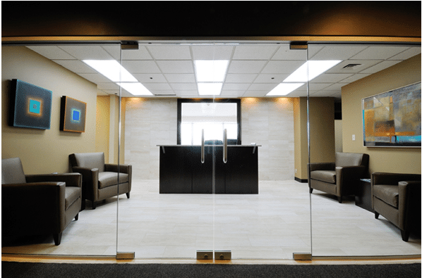 427204 the law offices of mark r. hinshaw plc