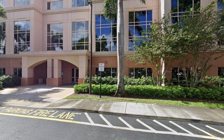 427553 the law offices of nick spradlin pllc corporation attorney 768x480