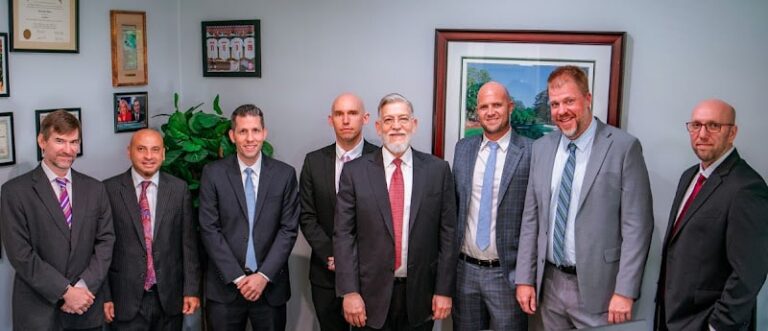427875 the law offices of robert david malove 768x331