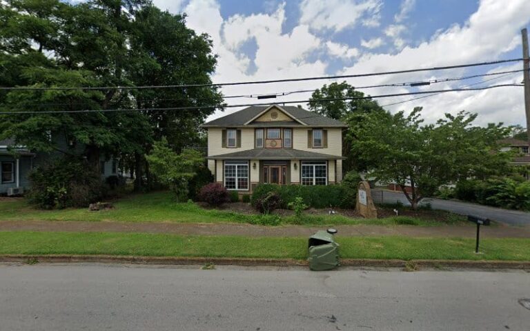 429047 the long firm llc 768x480