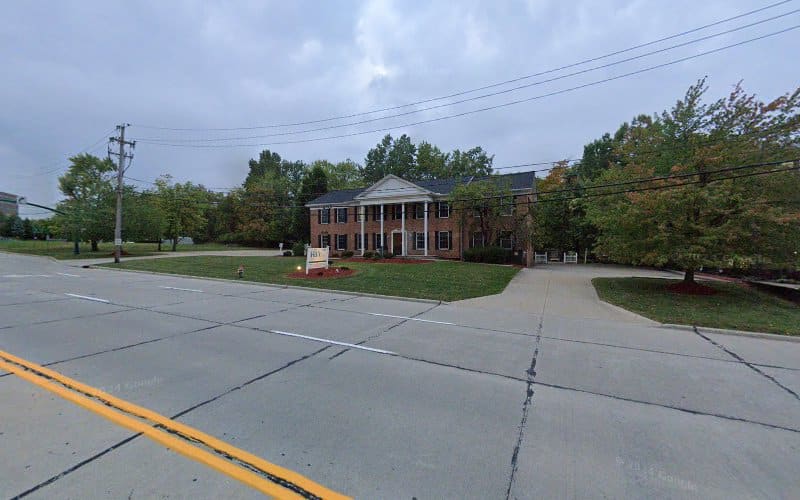 430891 the pinjuh law firm llc