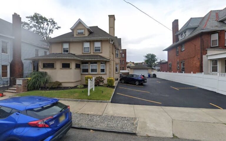 434271 theresa richardson 768x480