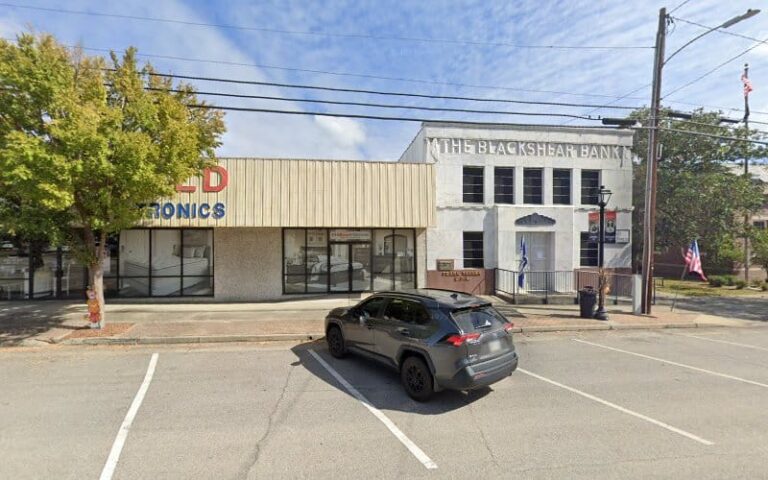 434405 thigpen sr john r 768x480