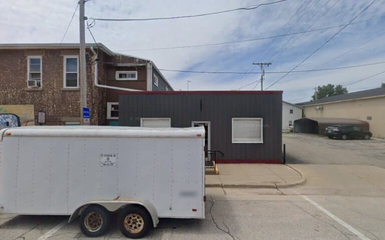 434522 thomas clark llc 768x480
