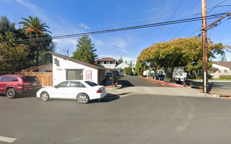 434740 thomas bloom law offices 768x480