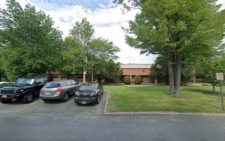 434805 thomas charles 768x480