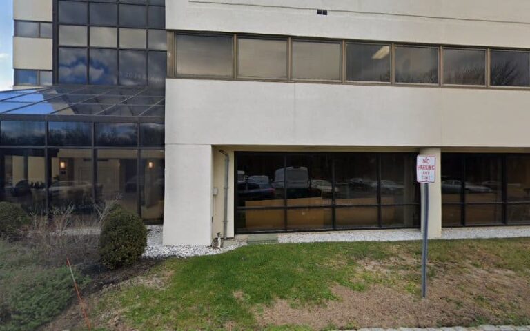 435428 thomas j.smith esq 768x480