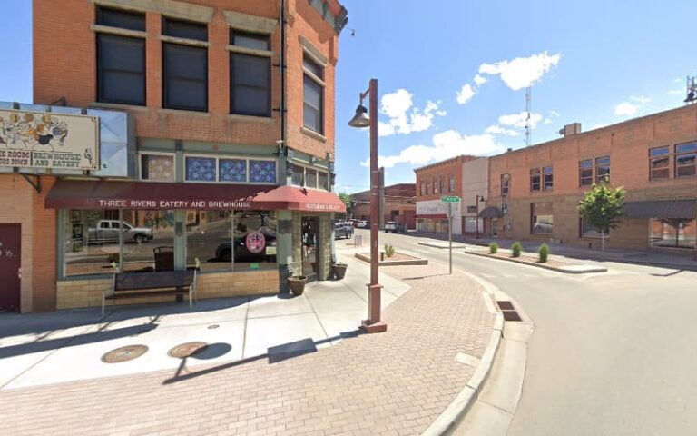 435534 thomas law 768x480