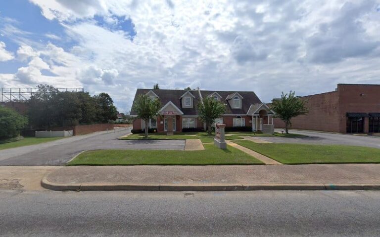 435593 thomas law office 768x480