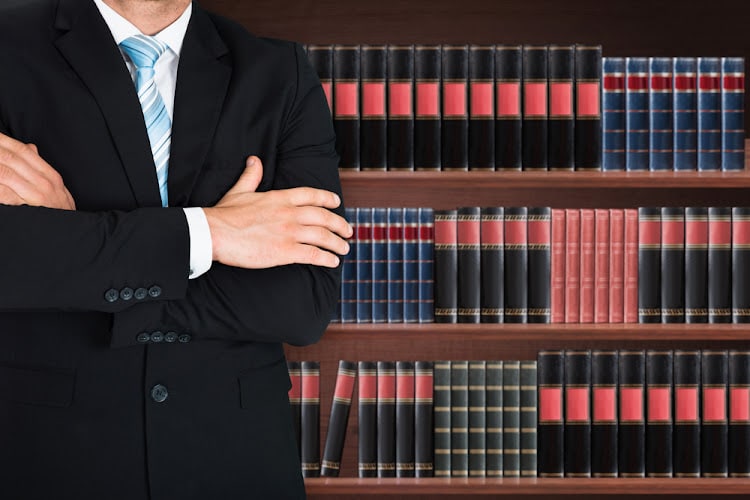 435825 thomas p. howard llc