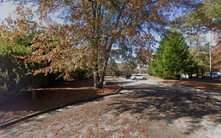 436197 thomaston elaine 768x480