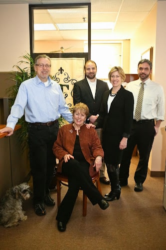 436281 thompson thompson pc