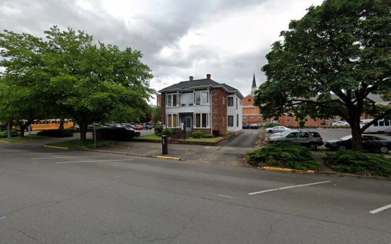 436334 thompson d olcott 768x480