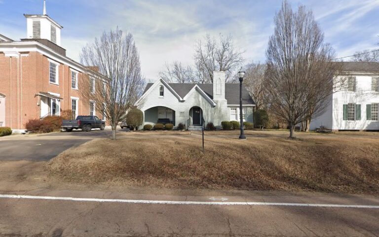 436373 thompson harriet s 768x480