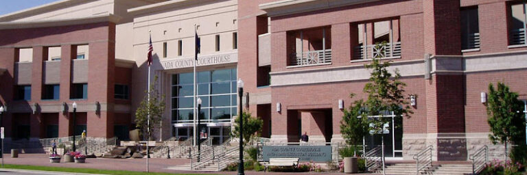 436454 thompson law group pllc 768x256