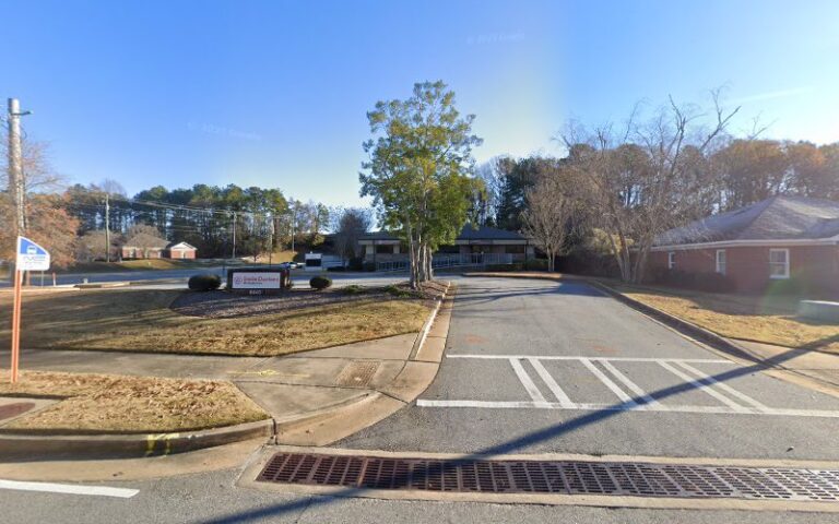 436566 thompson redmond nicolson ray 768x480