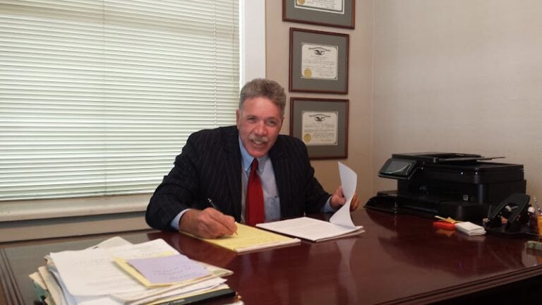 436586 thompson sharkey 768x432