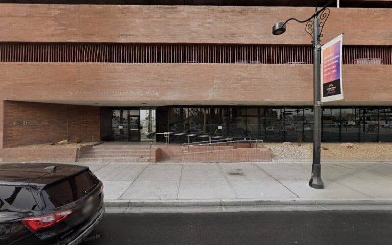 436742 thorndal armstrong 768x480