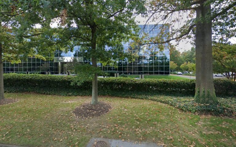 437207 tievsky immigration law 768x480