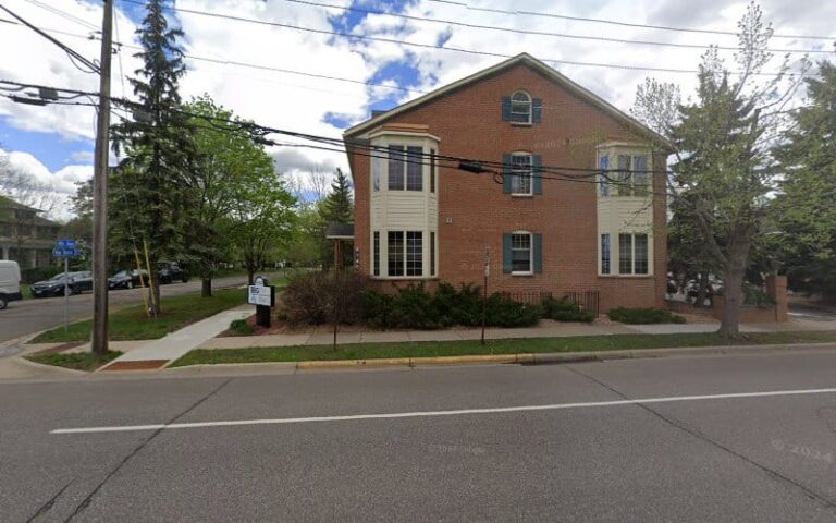 437411 tim baland law and mediation 768x480