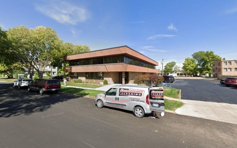 437534 tim w. thompson 768x480