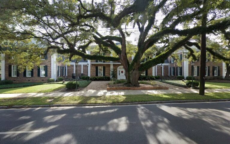 438534 toby d. brown 768x480