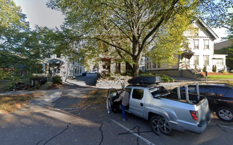 438800 todd schlossberg 768x480