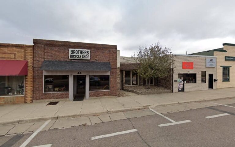 438864 toering myron d 768x480