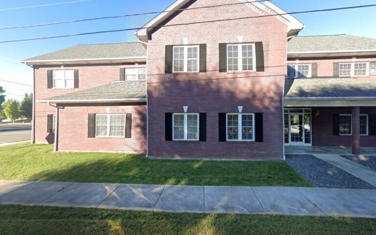 438933 tolbert timothy j 768x480