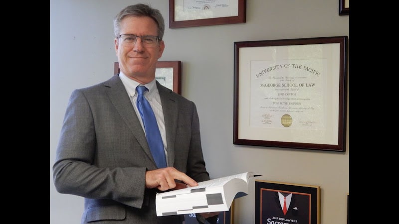 439143 tom r johnson attorney at law