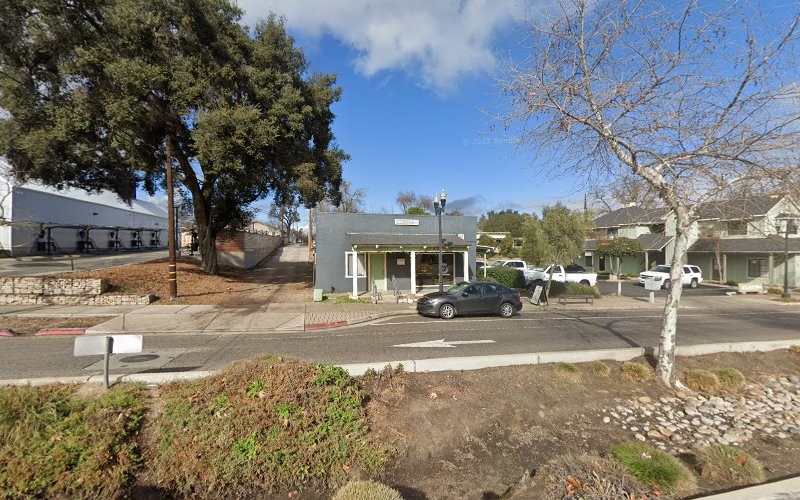 439512 tony marlow law offices