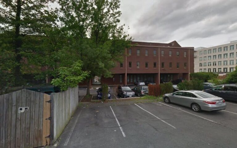 439520 tony munter attorney at law 768x480