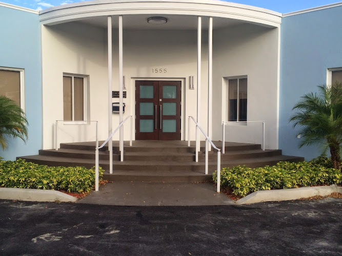 439526 tony pornprinya law office