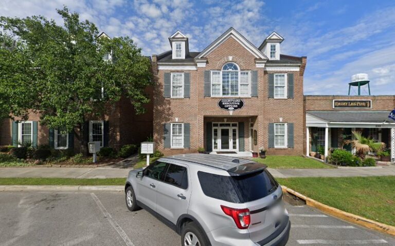 440092 tovornik law 768x480