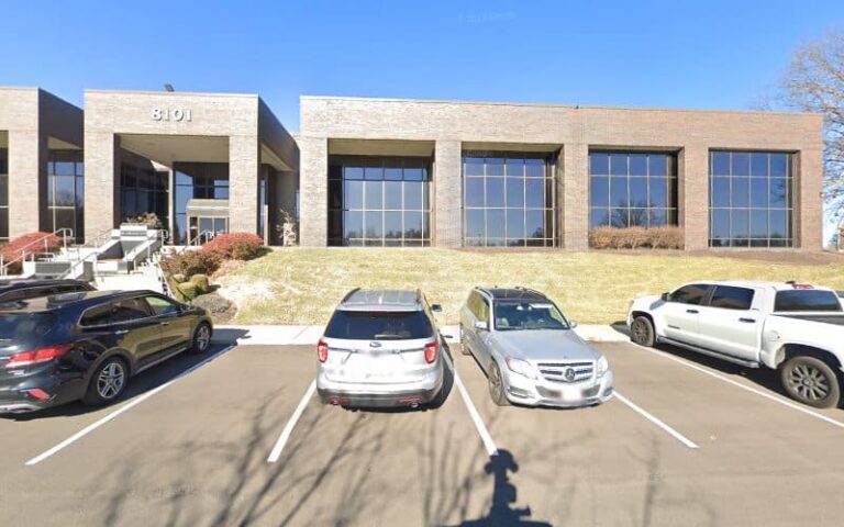 440905 travis l. salmon 768x480