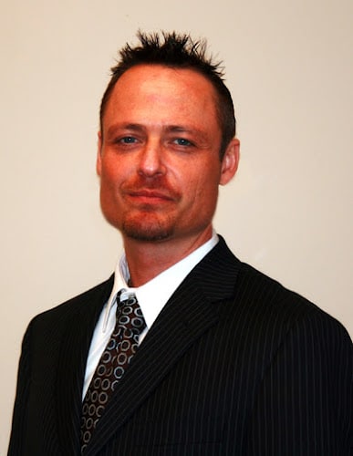 440924 travis middleton lawyer