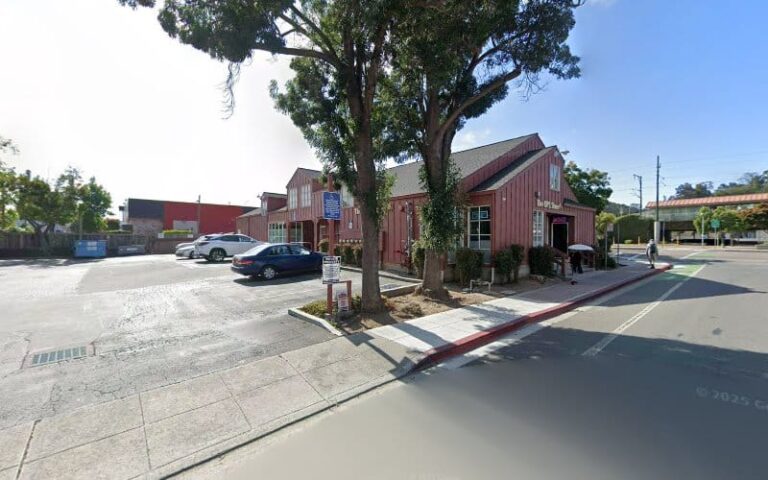 442187 trust document service 768x480