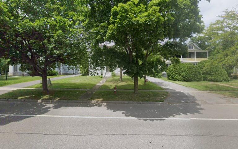 442503 tucker robert 768x480