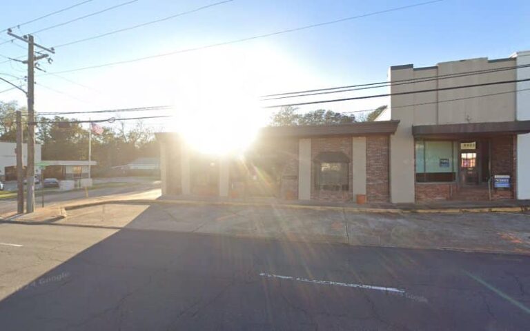 442527 tucker zelda w 768x480