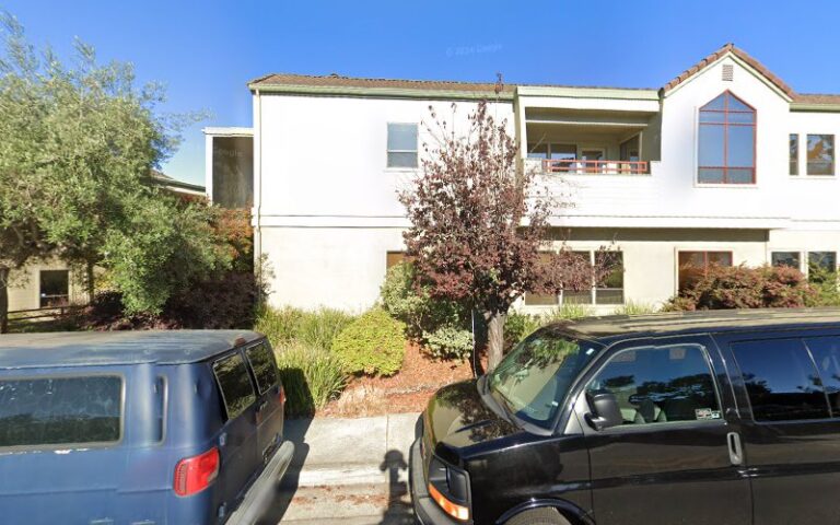 442777 tunink law firm 768x480