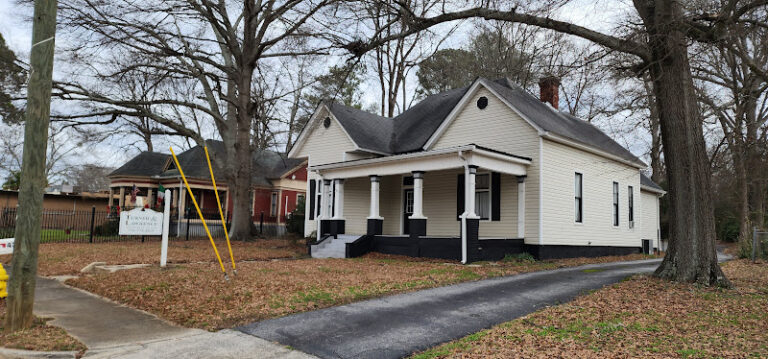 442959 turner lawrence 768x359