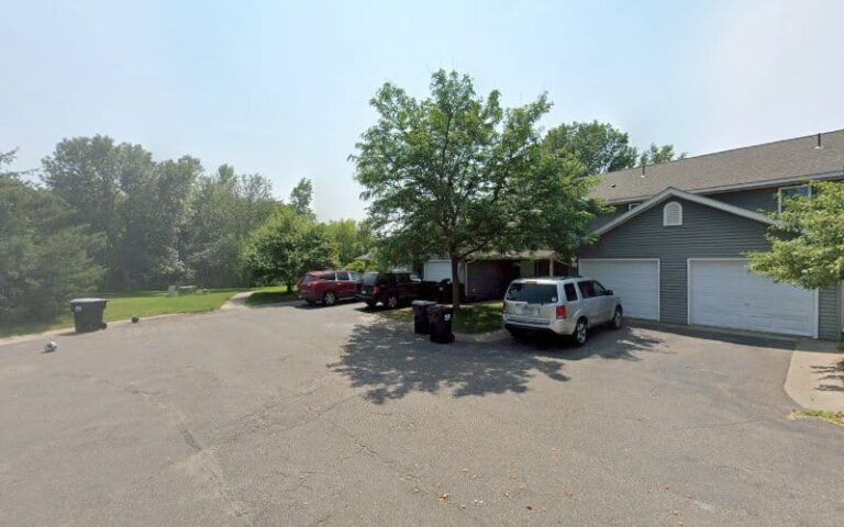 443139 turtle ridge townhouse 768x480