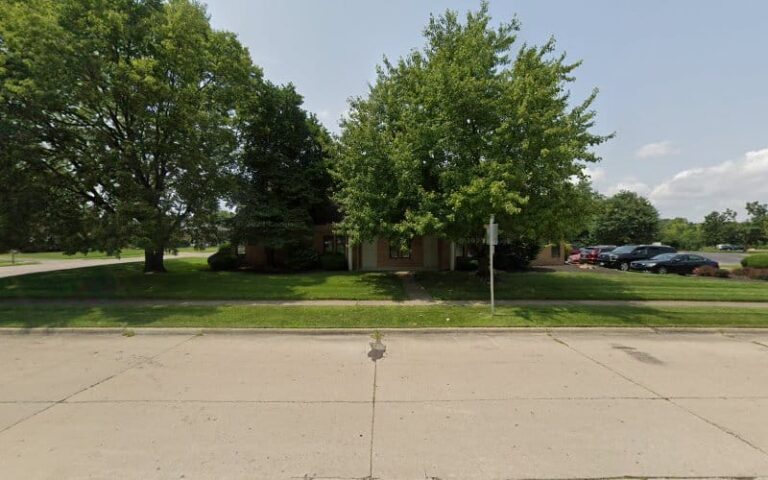 443344 tye tye 768x480