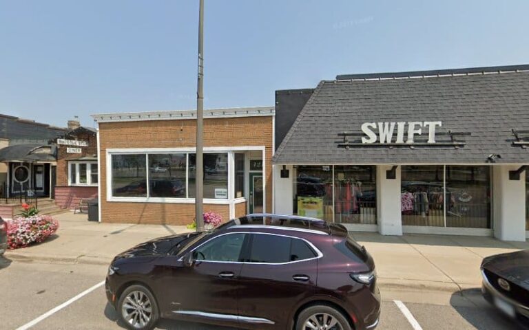 443773 ulmaniec tara j 768x480