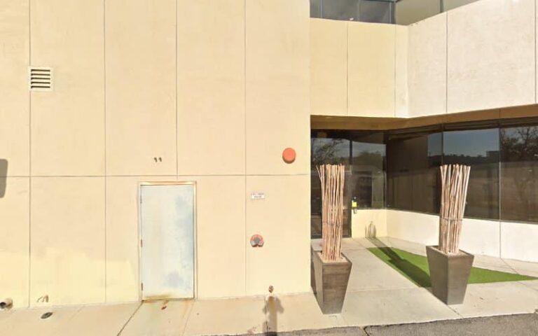 443787 ulrich w smith associates 768x480