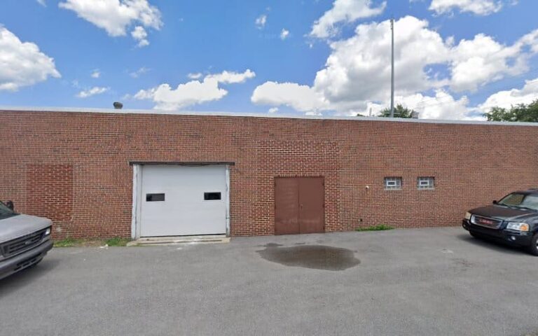 444209 upright law 768x480