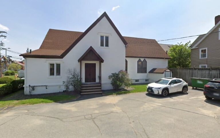 444225 upright law 768x480