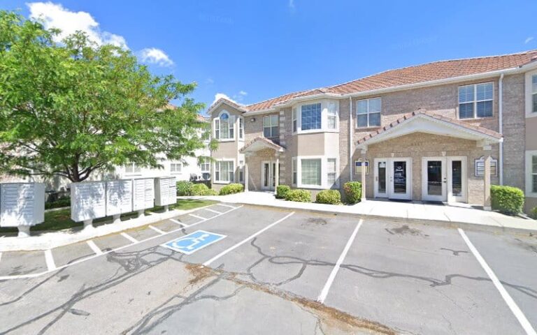 444823 utah attorneys 768x480