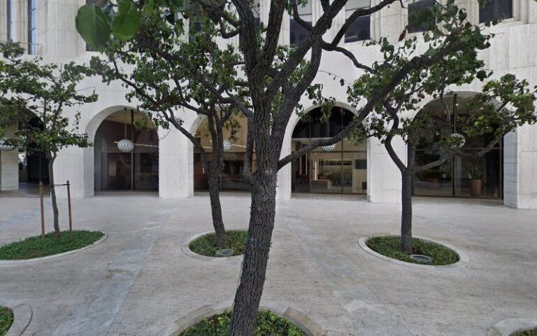 445083 vakili leus llp 768x480