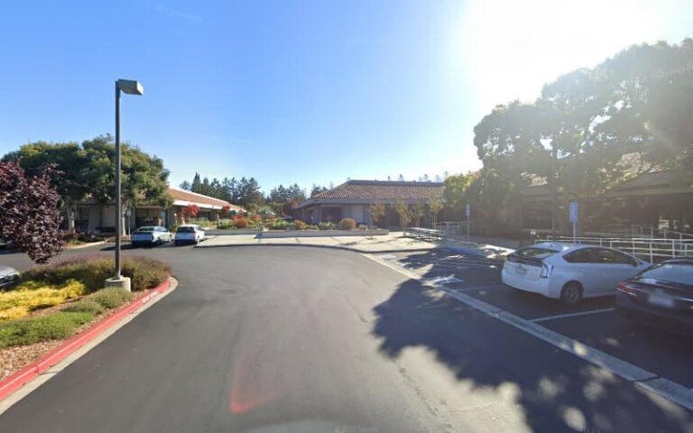 445573 van dyke lindell 768x480